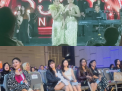 Dua Diva Sukses Hipnotis Penonton di Konser "3553" Surabaya