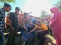Hari Bhayangkara ke -80, Polres Probolinggo Salurkan Bantuan Alat Pertanian dan Droping 10 Ribu Liter Air Bersih di Banyuanyar