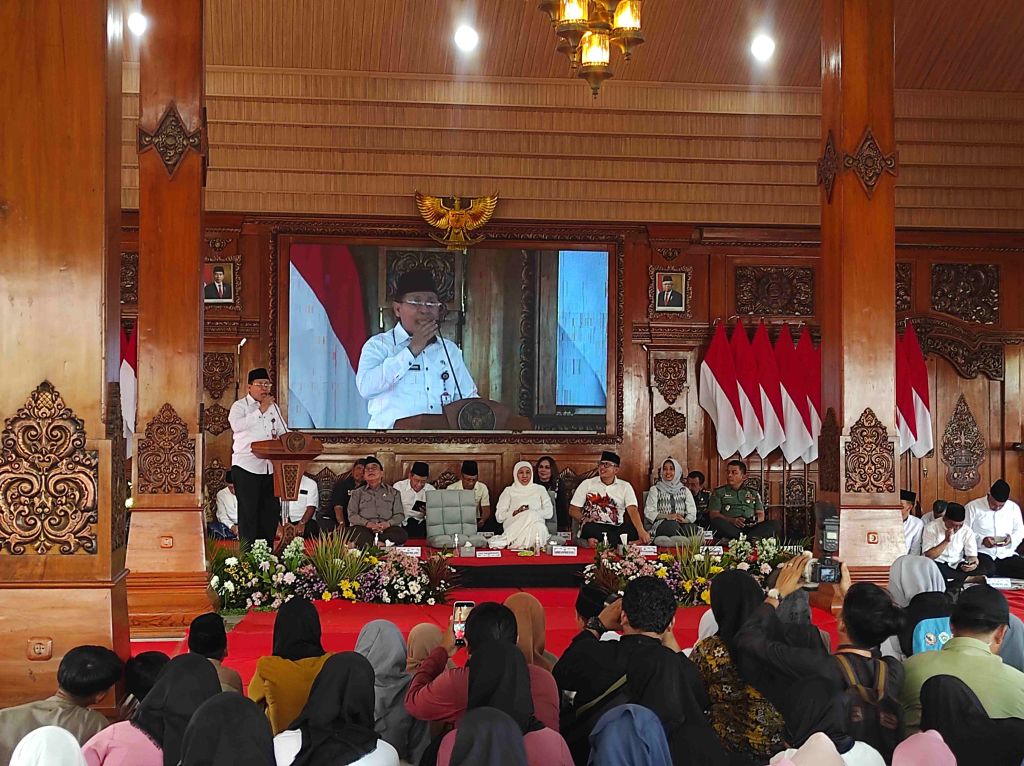Dapat Santunan Pemprov Jatim dan Pemkot, 500 Anak Yatim di Kota Mojokerto Semringah
