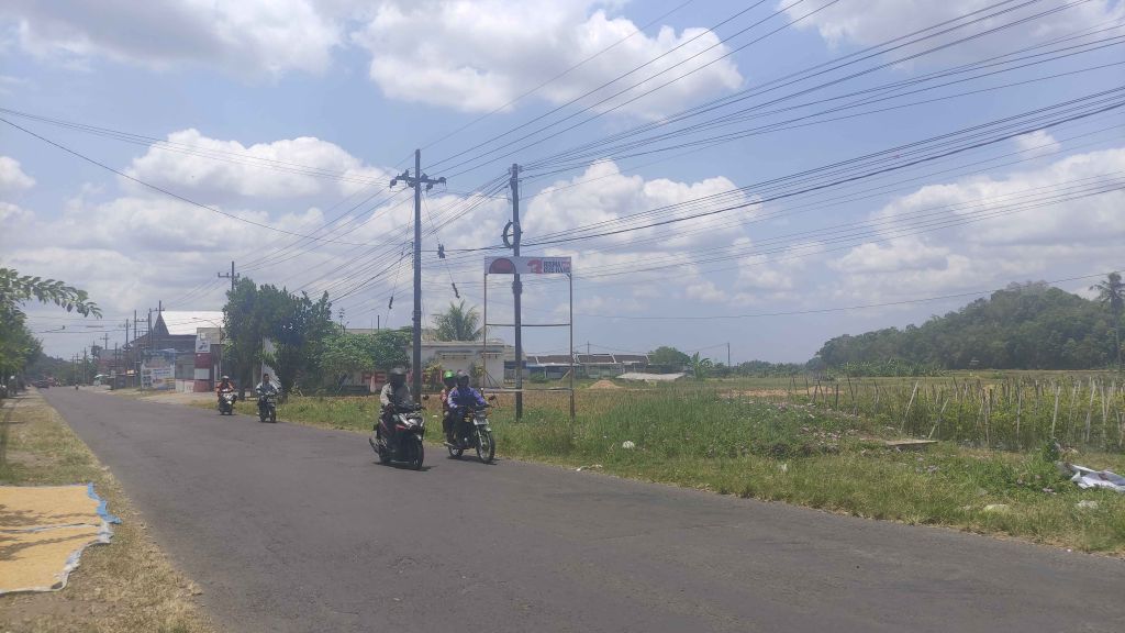 Panwaslu Kumpulkan Bukti Dugaan Baliho Risma-Gus Hans Diduga Dirusak di Banyuwangi