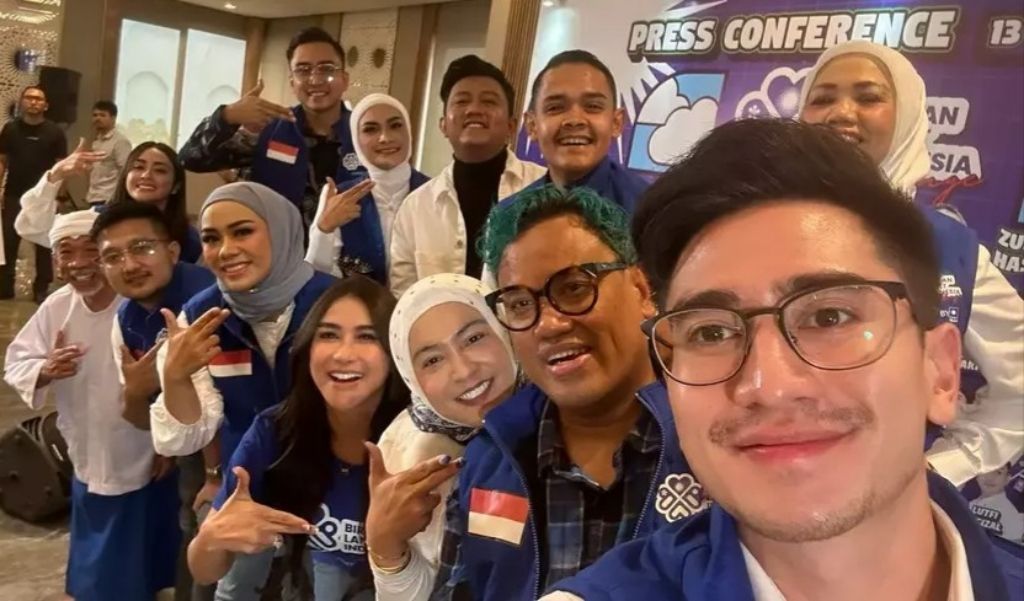 Tokoh Elit PAN Datangi Gedung KPU RI