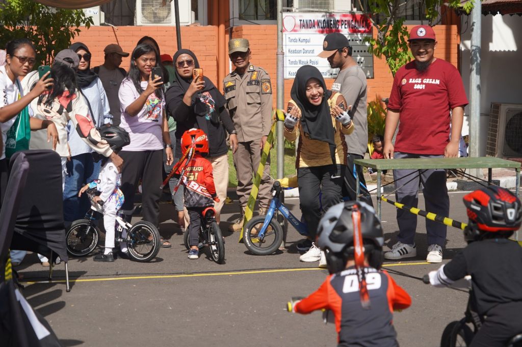 Serunya Push Bike Anak-anak Bareng Bupati Mojokerto
