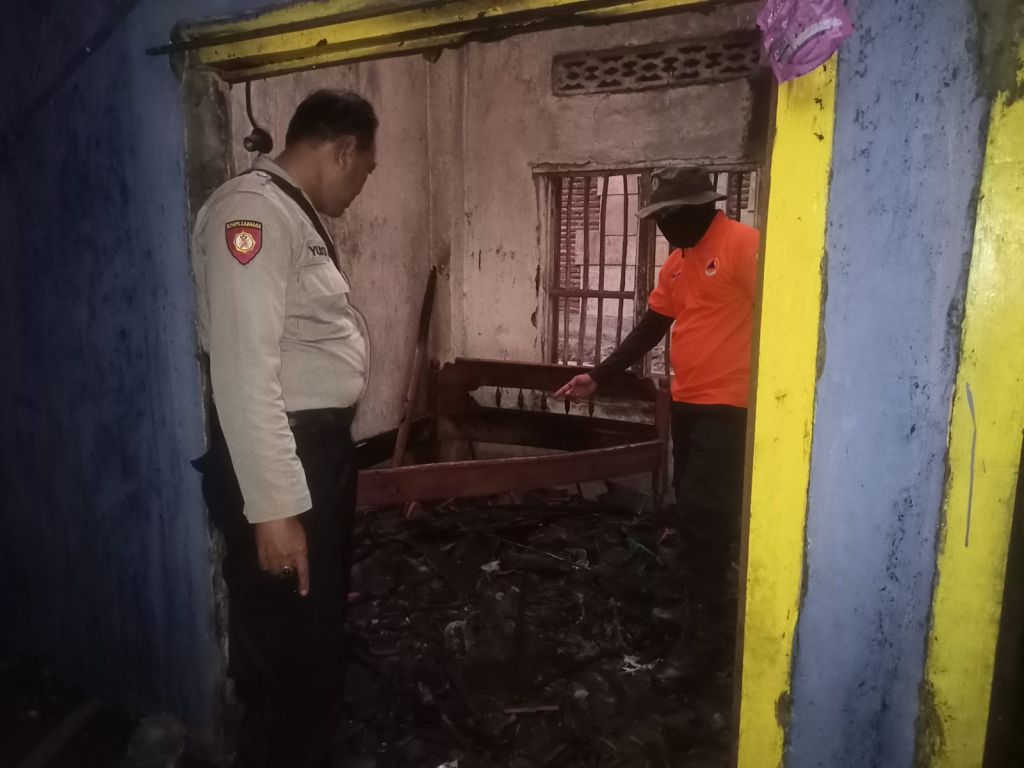 Ditinggal Nonton Karnaval, Pria Jember Tewas Terpanggang