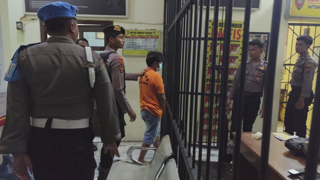 Anak Bunuh Ayah Kandung di Jember, Polisi Buru Kerabat Pelaku