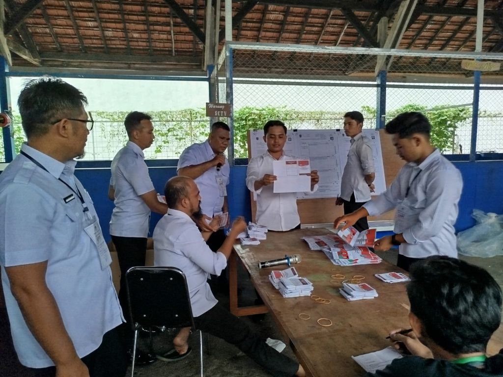 Penghuni Lapas Jember Nyoblos, Hasilnya Petahana Pilgub dan Pilbup Menang