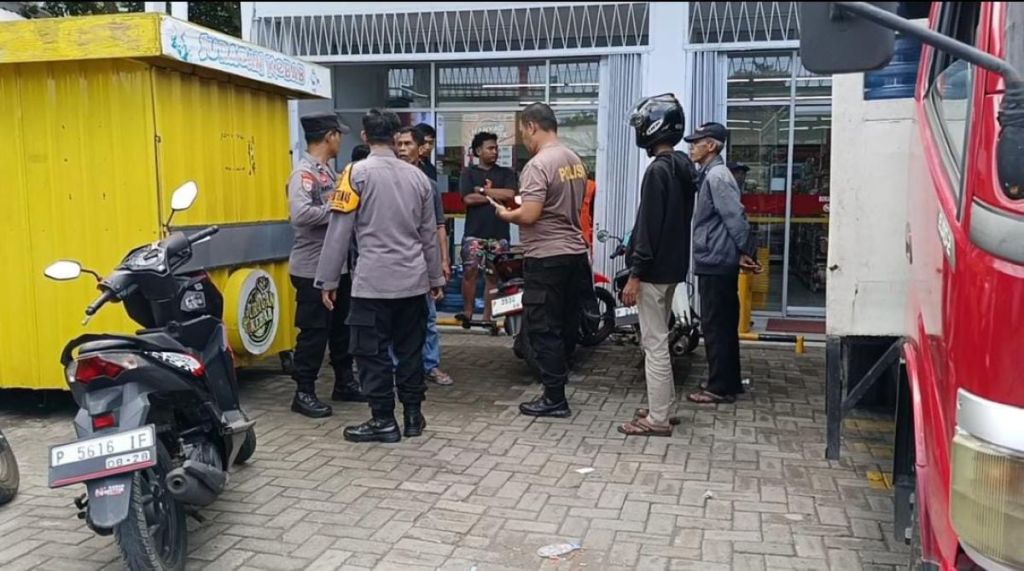Karyawan Minimarket di Jember Dibacok Maling Motor