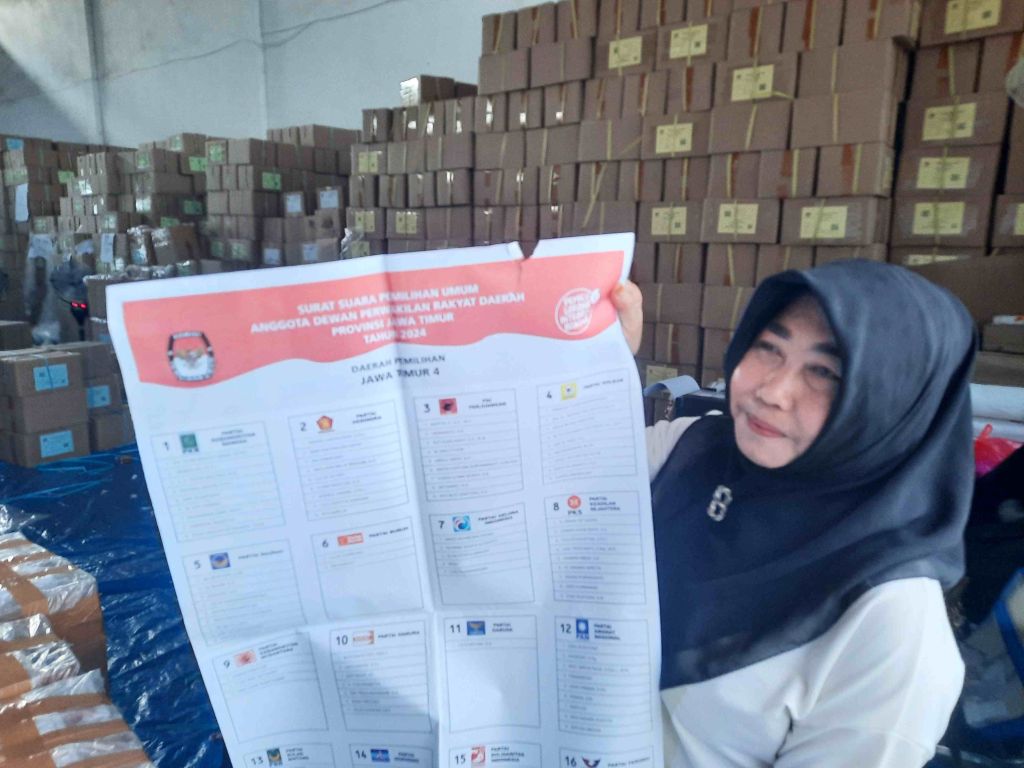 KPU Situbondo Temukan 832 Surat Suara Pemilu Rusak