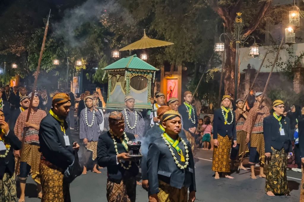 Malam 1 Suro 2026, Ribuan Warga Diprediksi Saksikan Kirab Pusaka Mangkunegaran