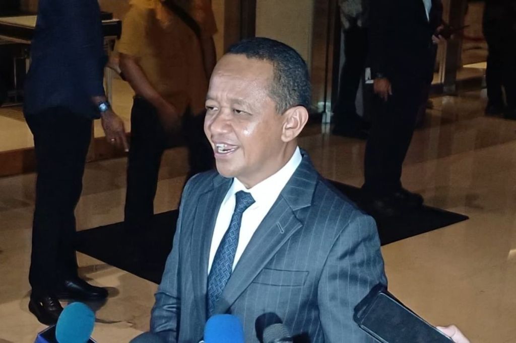 Menteri ESDM Hadiri Resepsi Pernikahan El Rumi–Syifa Hadju, Sampaikan Doa dan Harapan