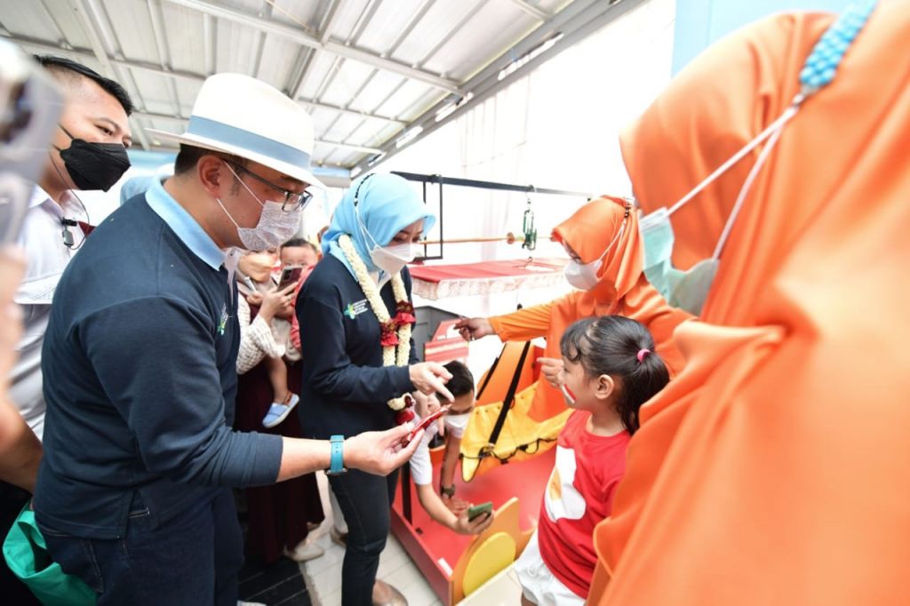 Ridwan Kamil Hadiri Pelaksanaan Kick Off Bulan Imunisasi Anak Nasional Tahap II