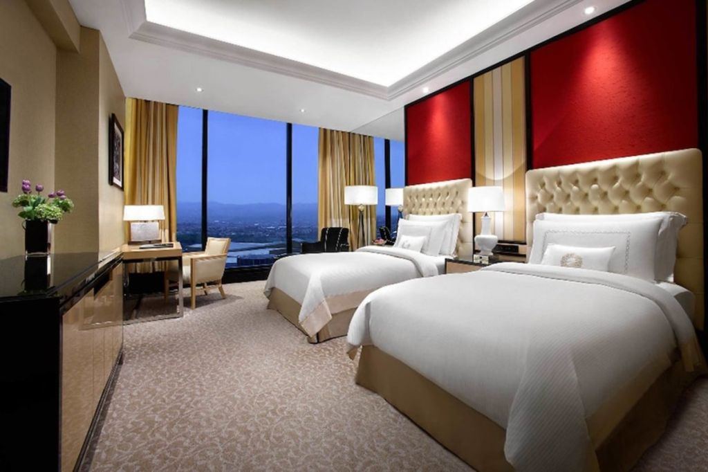 The Trans Luxury Hotel Surabaya Tawarkan Pengalaman Menginap Mewah di Tengah Kota