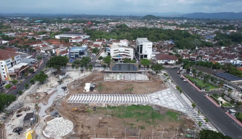 Renovasi Alun-Alun Jember 95 Persen, Konsep Minipolitan untuk Strategi Marketing