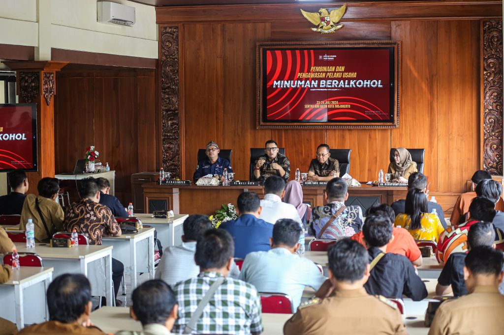 Mas Pj Minta Pelaku Usaha Minol di Kota Mojokerto Taati Syarat dan Ketentuan