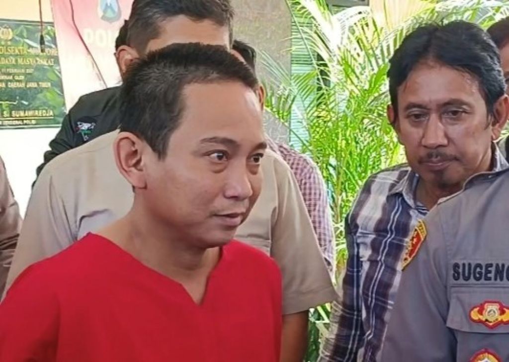 Bandit Bersenjata Linggis Rampas HP Wanita di Surabaya, Ini Tampangnya