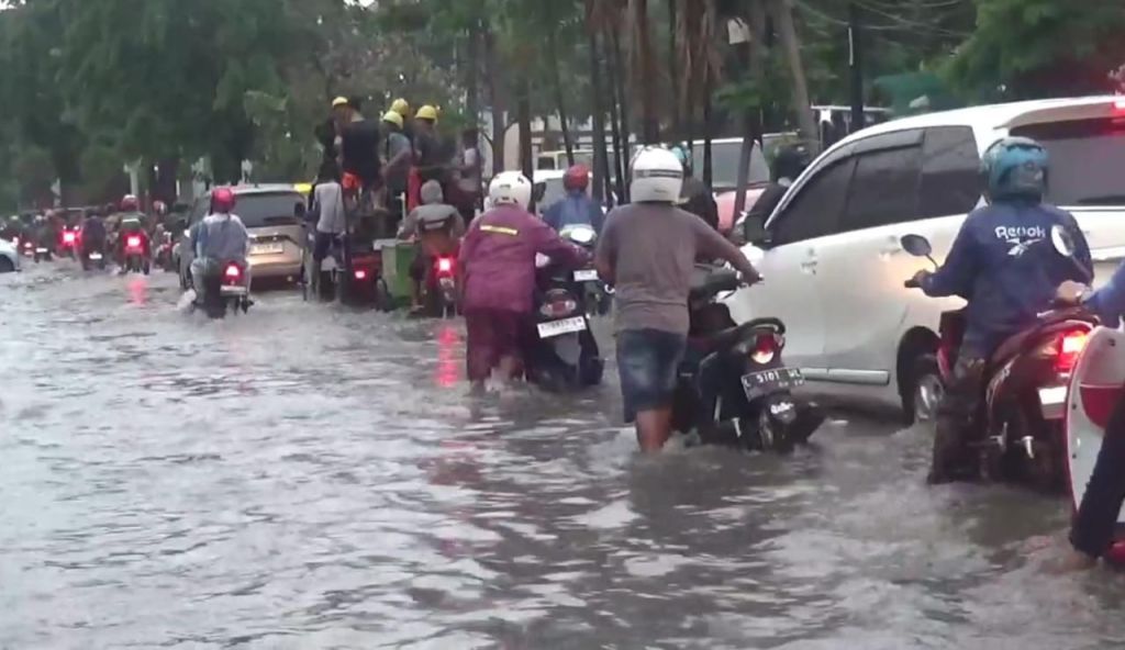 DPRD Surabaya Ingatkan Pemkot Soal Potensi Banjir saat Lebaran