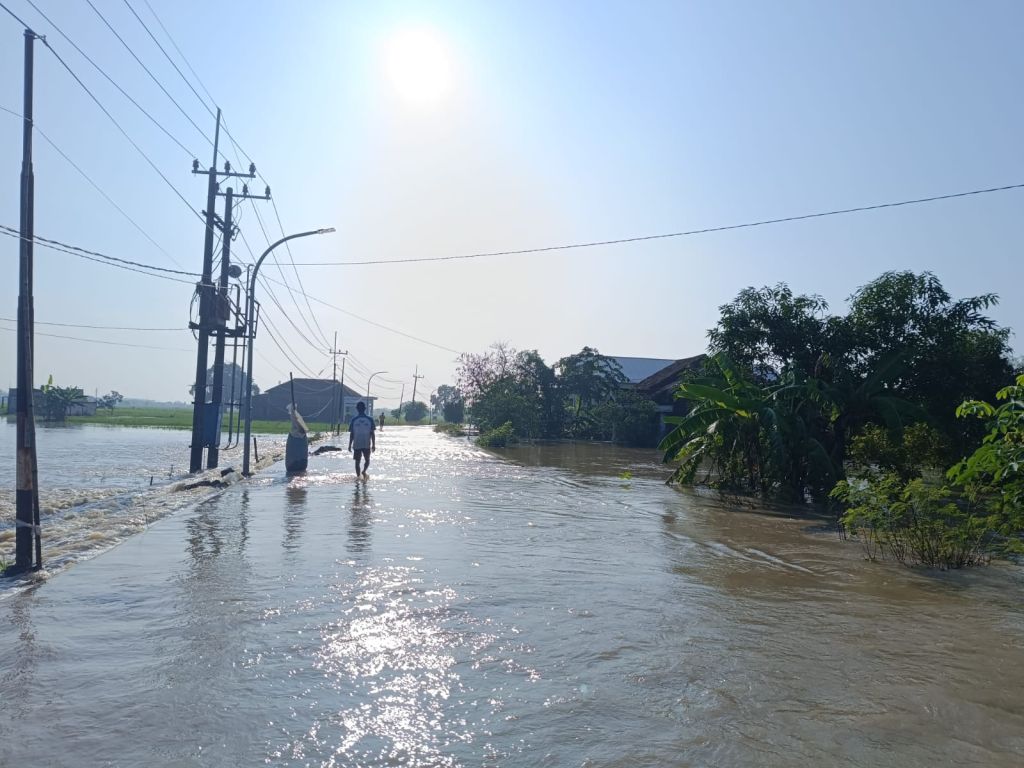 Waspada! Cuaca Ekstrem Diprediksi Melanda Jatim Hingga 3 Maret