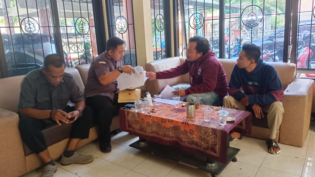 Oknum PPS, PPK, dan Caleg Golkar Dilaporkan ke Bawaslu Bondowoso