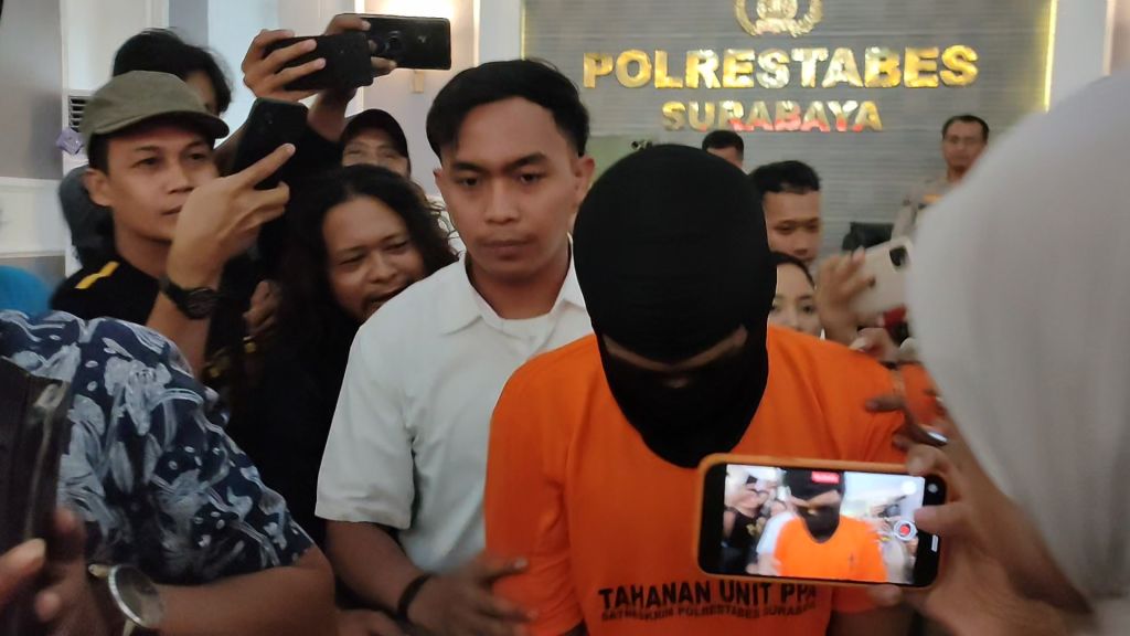 Motif Begal Payudara Sasar Siswi SMP di Surabaya