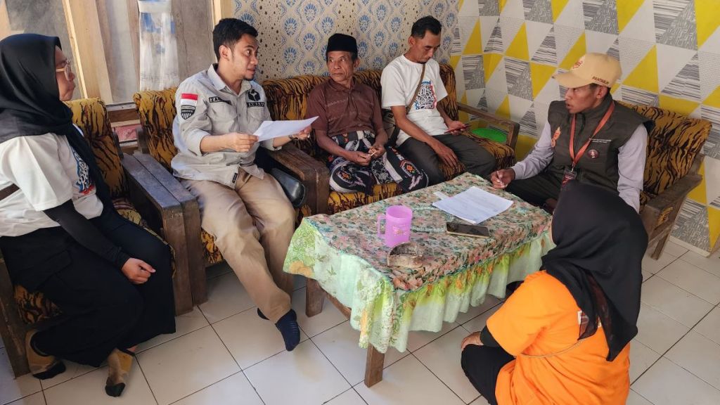 Coklit di Wilayah Pelosok Bondowoso Panwascam Pingsan dalam Perjalanan