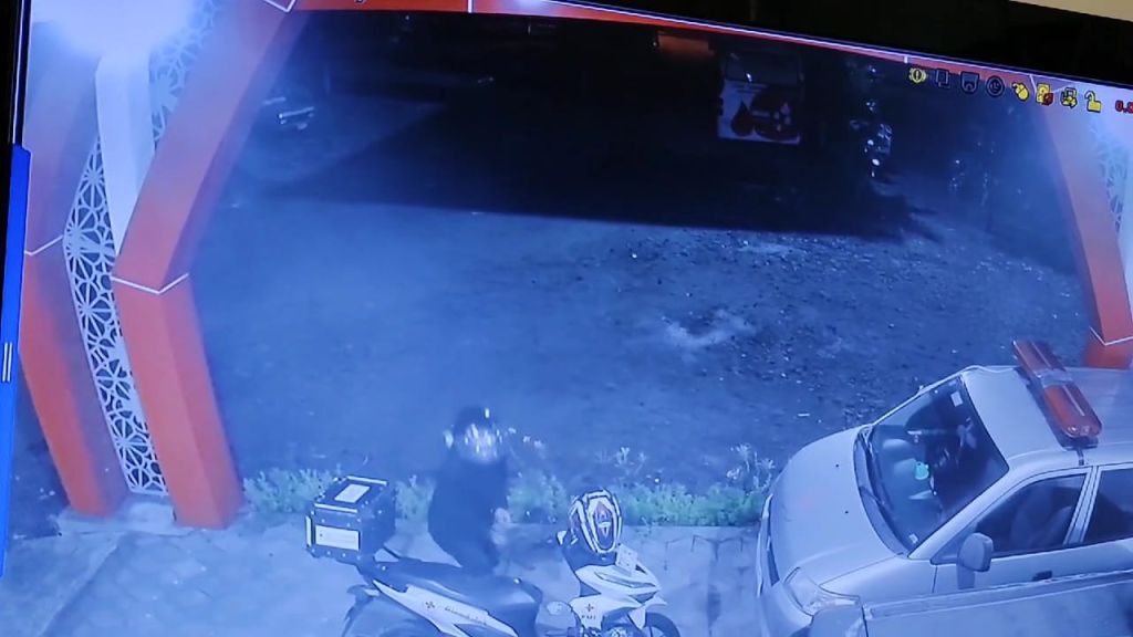 Maling Motor Bloodjeck Milik PMI Kabupaten Mojokerto Terekam CCTV