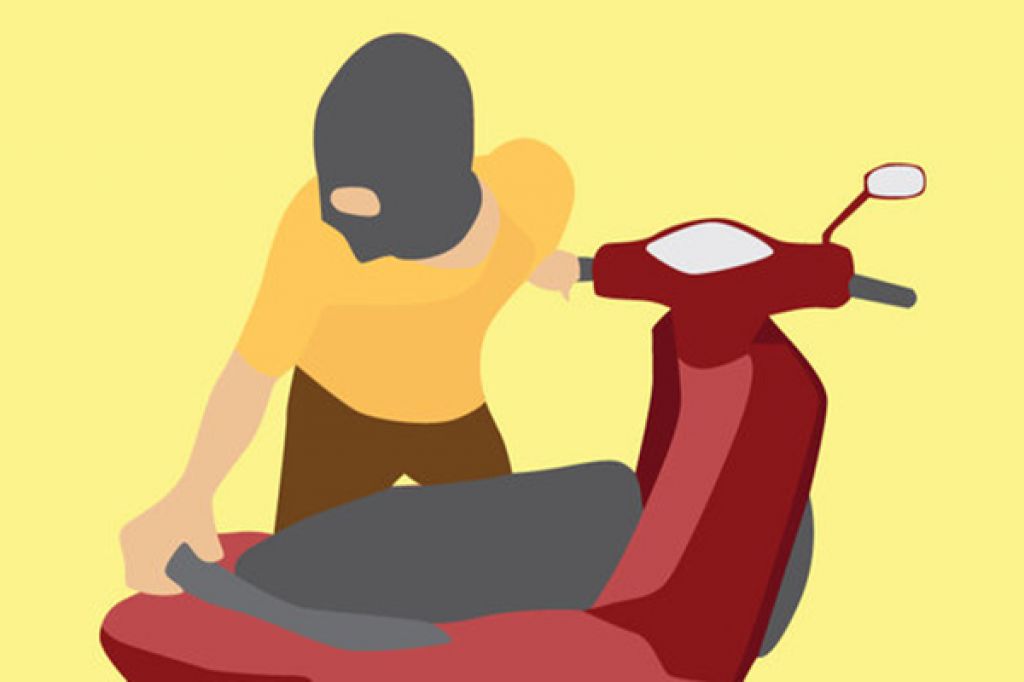 Kasihan! Hendak Beli Makan Emak-emak asal Blitar Kehilangan Motor di Surabaya