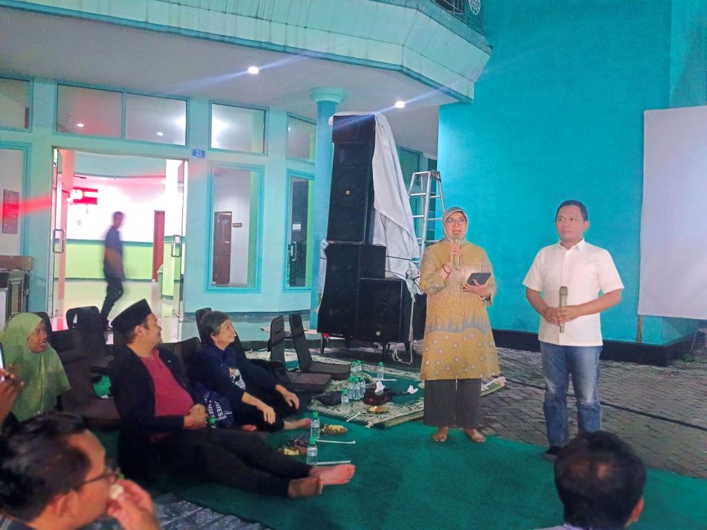Ketua Timprov AMIN dan Ketua DPW Nasdem Jatim Nobar Debat Capres di Surabaya
