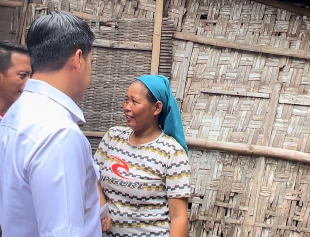 Wakil Ketua DPRD Kabupaten Pasuruan Tinjau Warga Lekok Terdampak Puting Beliung