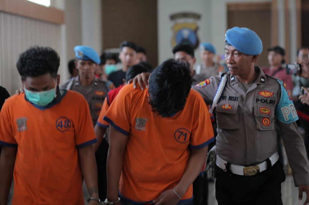Dua Bandit Spesialis Pencuri Motor Jemaah Masjid Surabaya Disergap di Bali