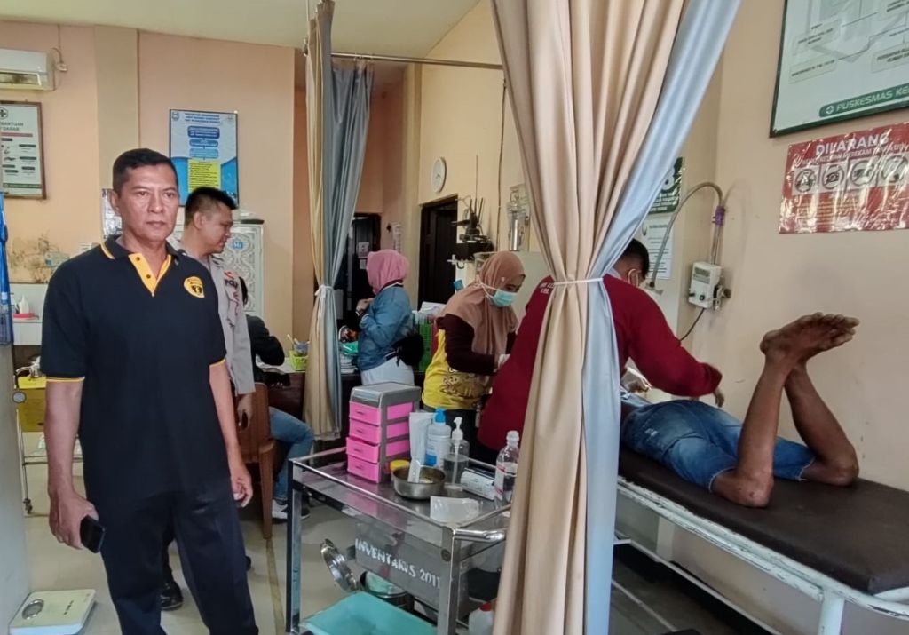 Dua Pria Terlibat Duel Carok di Situbondo, Dipicu Hal Sepele
