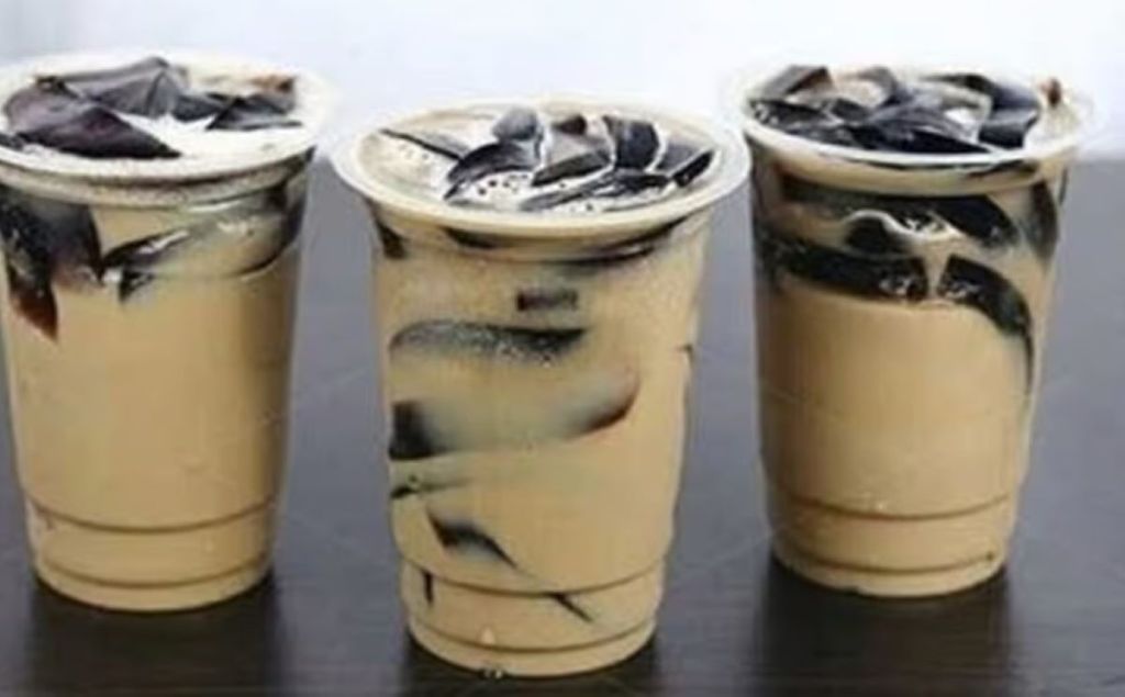 Resep Favorit Es Cincau Segar dan Nikmat untuk Mengusir Dahaga