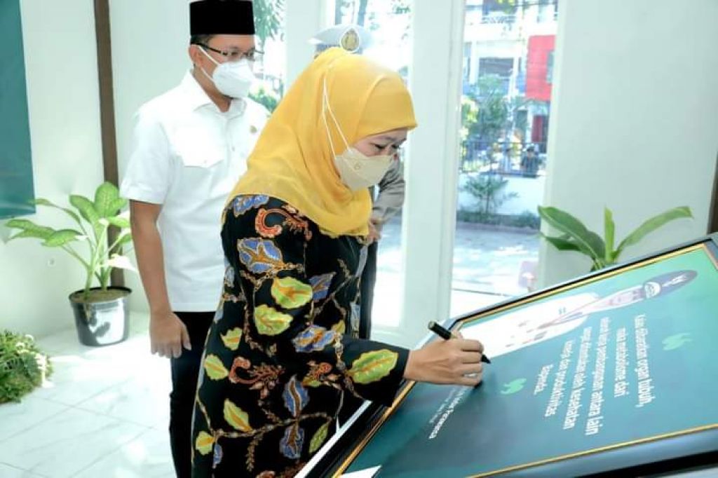 Khofifah, Bapenda Sumber Utama Pendapatan Jatim