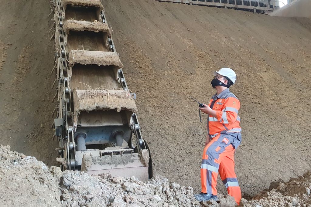Mengenal White Clay, Produksi SIG Peraih Hak Paten Pertama dalam Industri Semen