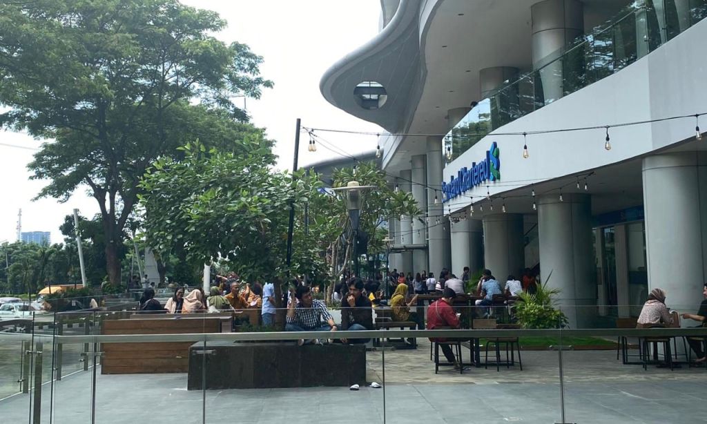 Gempa Tuban Dirasakan di Surabaya: Lampu-Pigora Bergoyang, Karyawan Dievakuasi