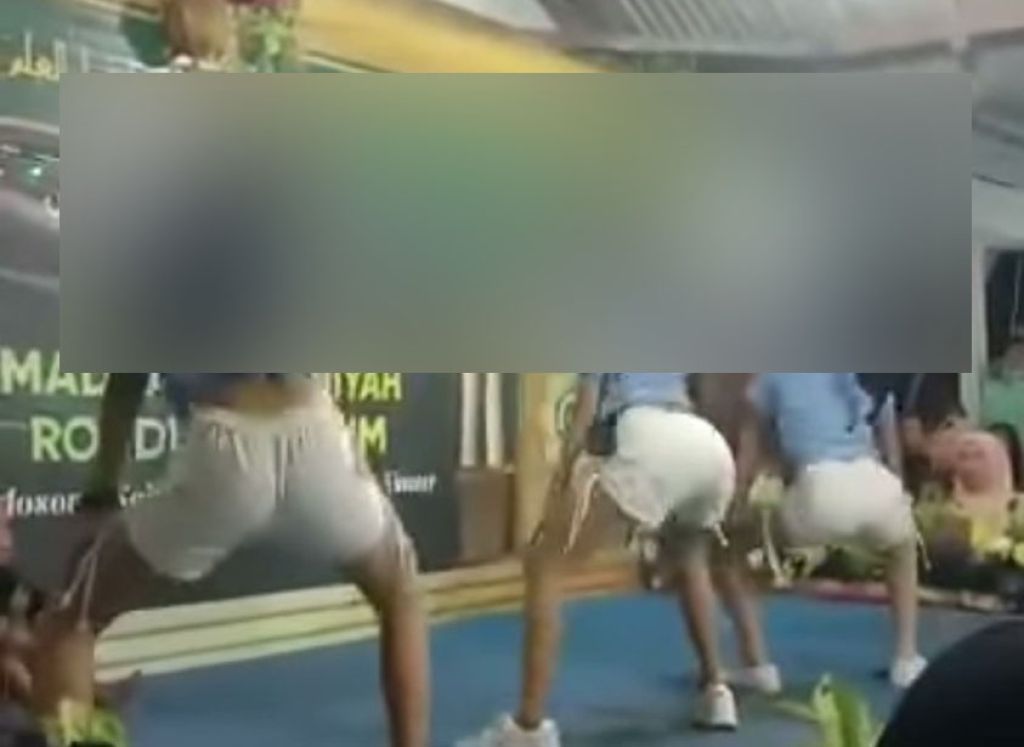 Duh.. Imtihan Madrasah Diniyah di Pasuruan Diisi Goyang Ngebor