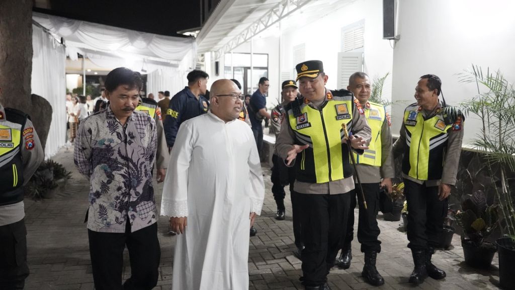 150 Polisi Disiagakan! Kapolres Mojokerto Kota Turun Langsung Amankan Ibadah Paskah