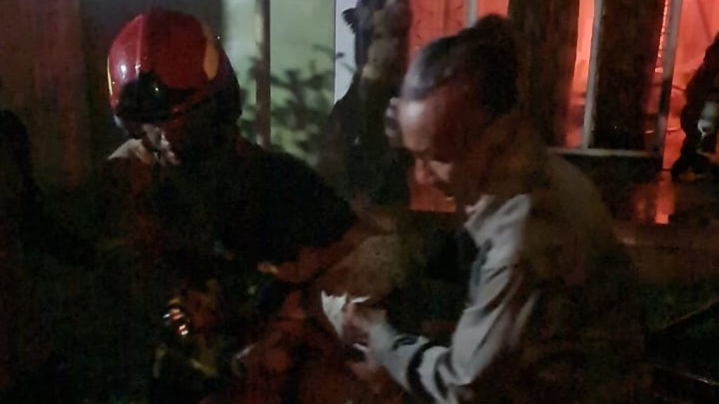 Begini Kronologi Kebakaran Rumah Mantan Direktur KBS di Surabaya