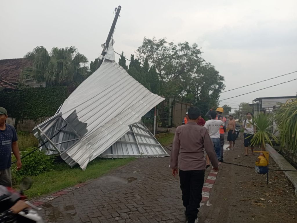 Prakiraan Cuaca Indonesia 24 Januari 2025, Aceh dan Jawa Barat Waspada Angin Kencang
