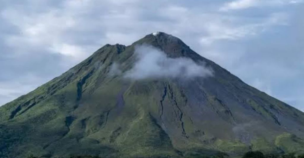 13 Februari 11 Tahun Lalu Gunung Kelud Meletus