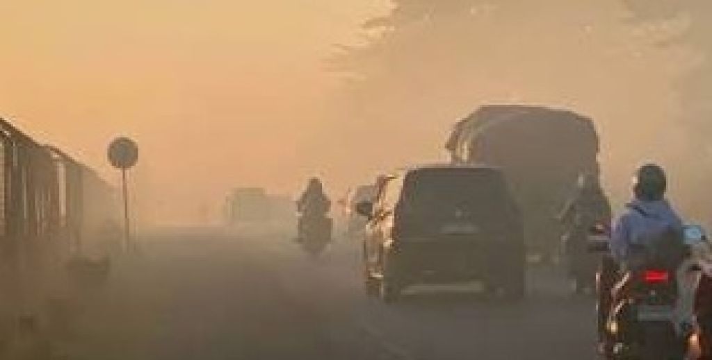 Kabut Asap Selimuti Banjarbaru, Kualitas Udara Sempat Masuk Level Berbahaya