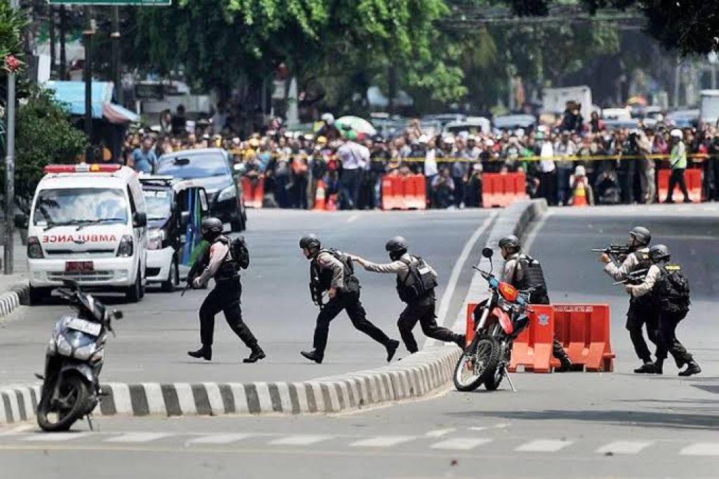 14 Januari 9 Tahun Lalu Bom Meledak di Perempatan Plaza Sarinah Jakarta
