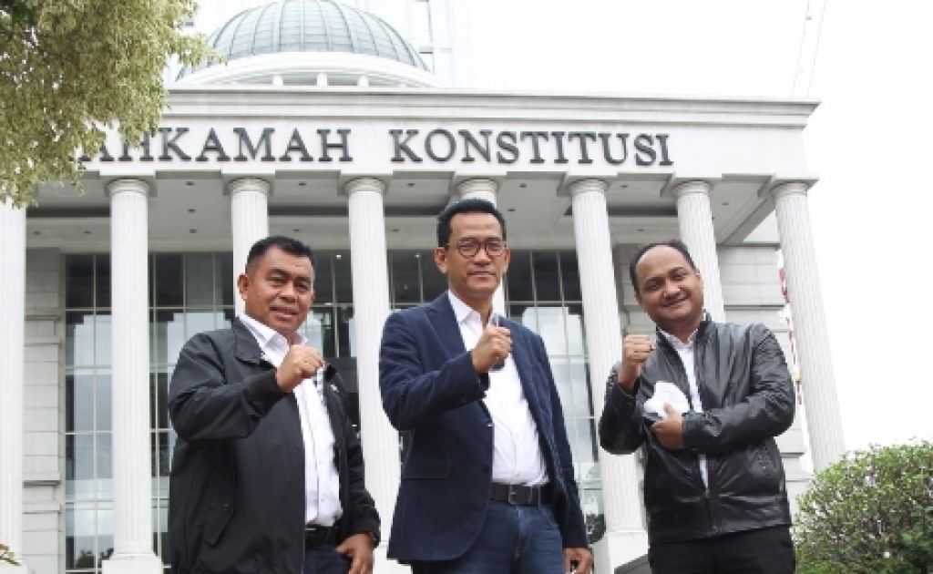 Dua Senator Daftarkan Gugatan Presidential Threshold Nol Persen ke MK