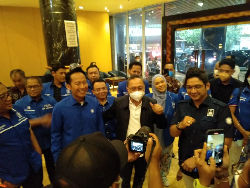 Bertanding ke Jatim, Zulhas Kampanyekan Politik Jalan Tengah
