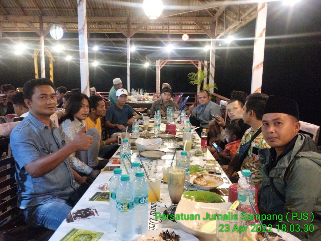 Persatuan Jurnalis Sampang Gelar Buka Bersama