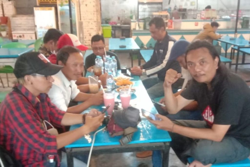 Bangun Kedekatan Emosional, Mbesuel Team Gelar Buka Bersama