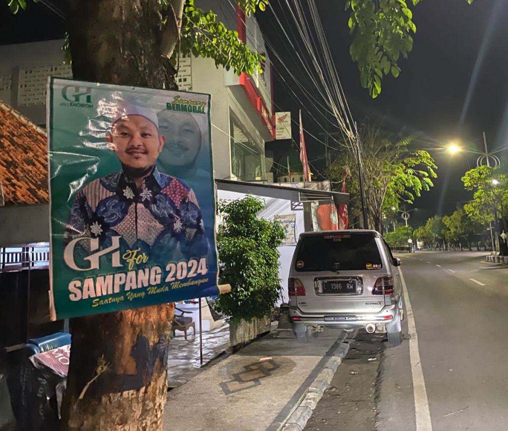 Beredar Poster Siap Maju Pilbup, Gus Khoiron Angkat Suara
