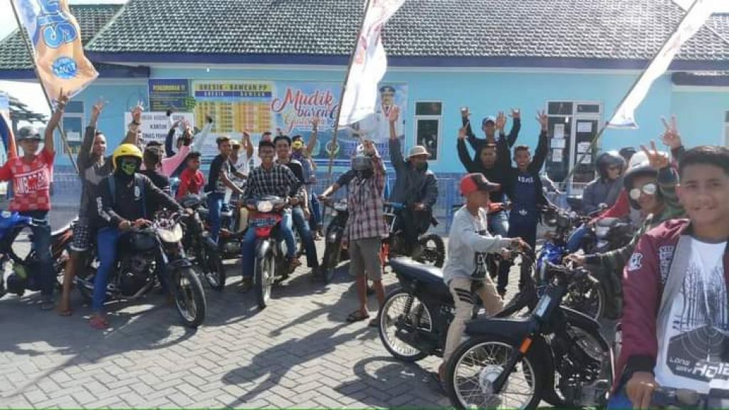 Medher, Tradisi Warga Keliling Pulau Bawean Saat Libur Lebaran