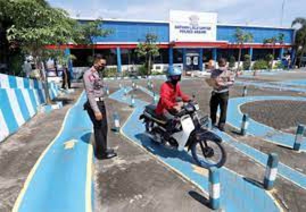 Mudahkan Pengurusan SIM, Sat Lantas Polres Gresik Sosialisasi Coaching Clinic