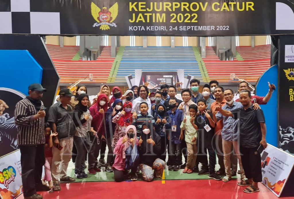 Berangkatkan 38 Atlet Catur ke Kejurprov Kediri, Begini Wejangan Ketua Percasi Surabaya