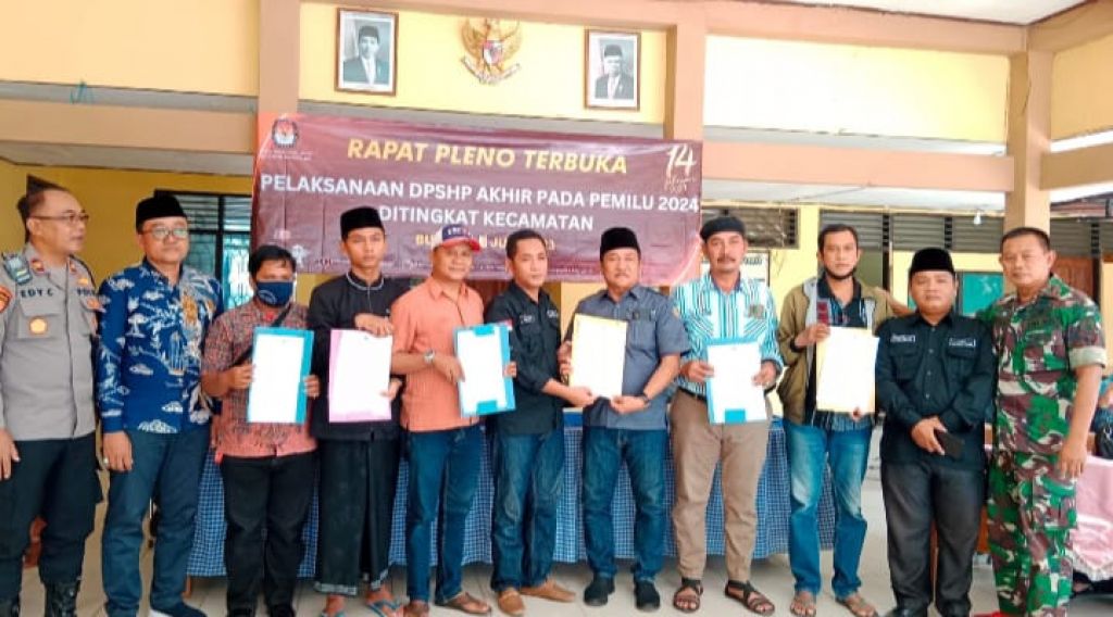 PPK Bangkalan Menggelar Rapat Pleno Terbuka Rekapitulasi DPSHP Tingkat Kecamatan
