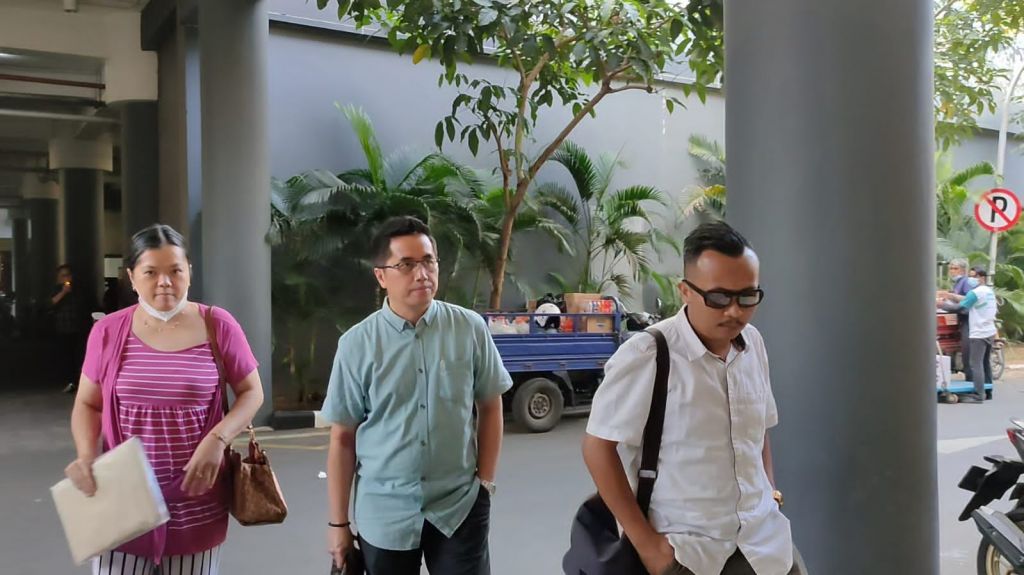 Wanita Surabaya Adukan Mandeknya Kasus Penggelapan di Polres Pamekasan ke Polda Jatim